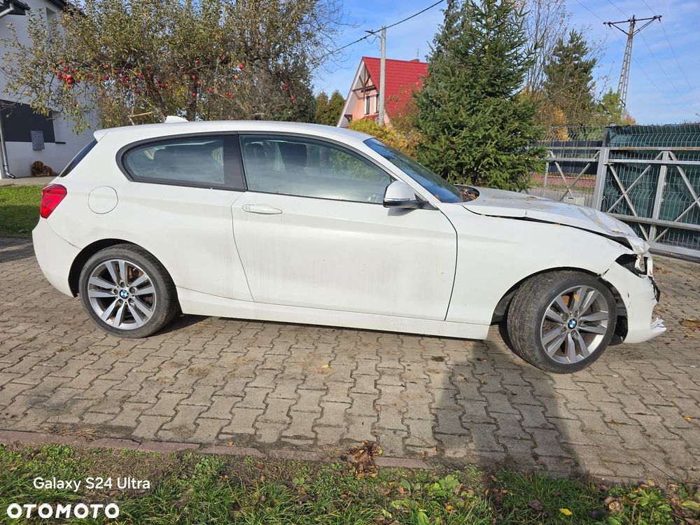 BMW Seria 1 116d Sport Line - 3