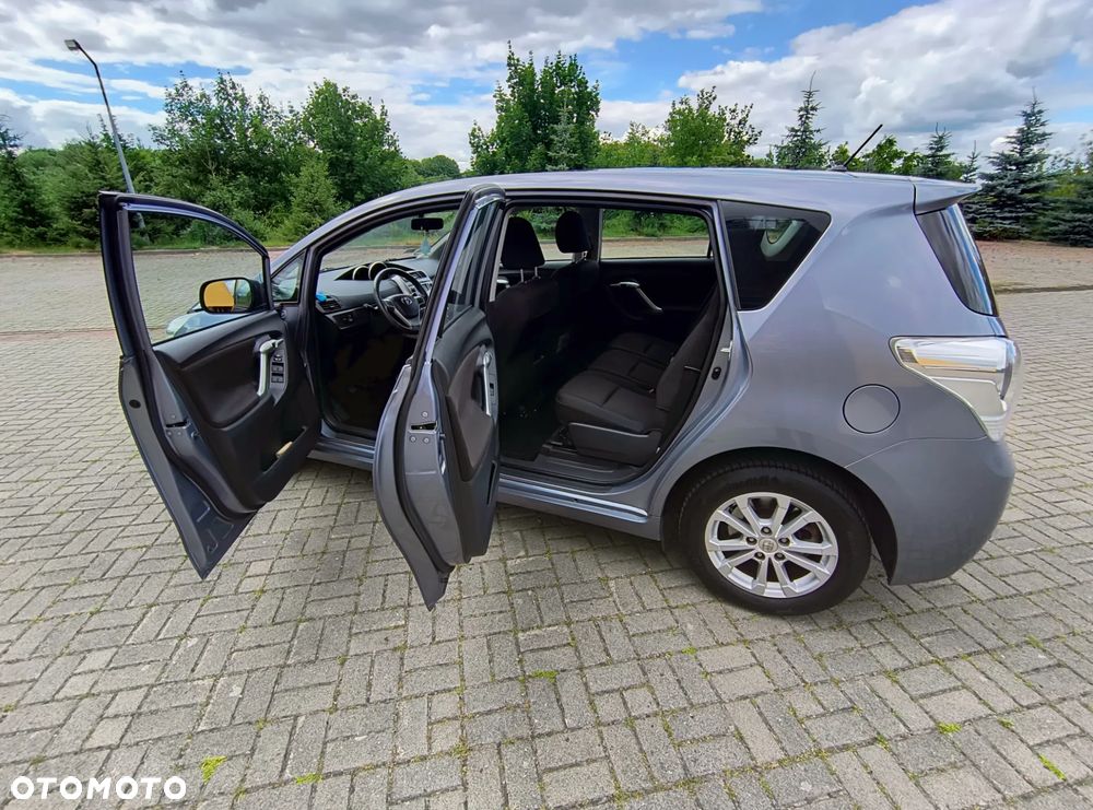 Toyota Verso 1.6 Edition - 17