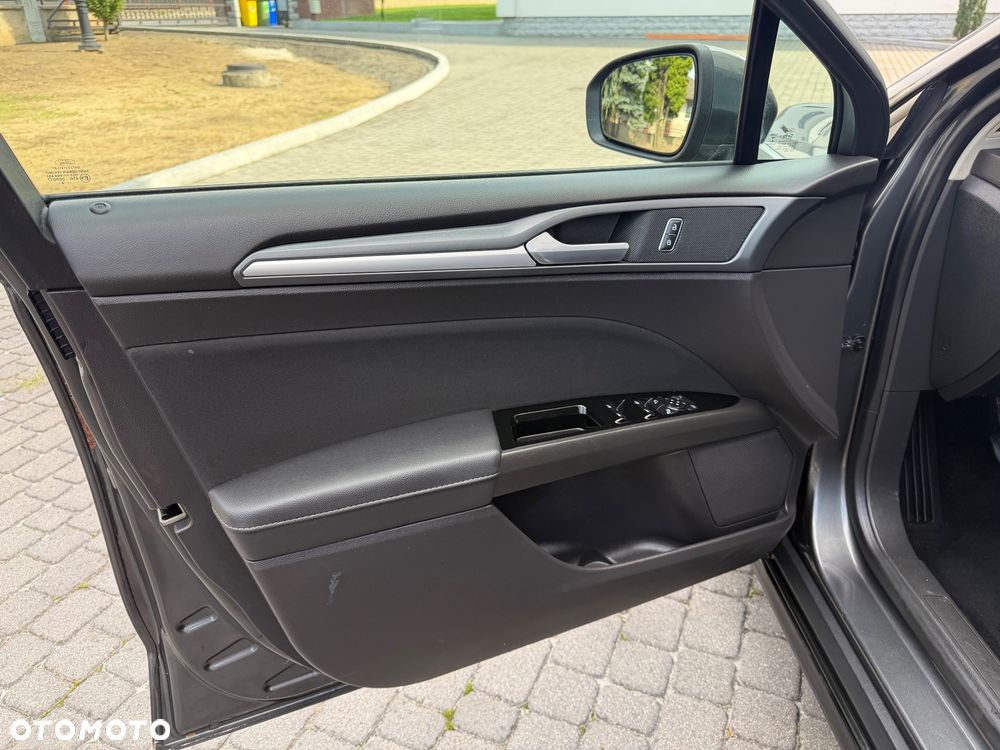 Ford Mondeo 2.0 TDCi STart-Stopp Titanium - 20