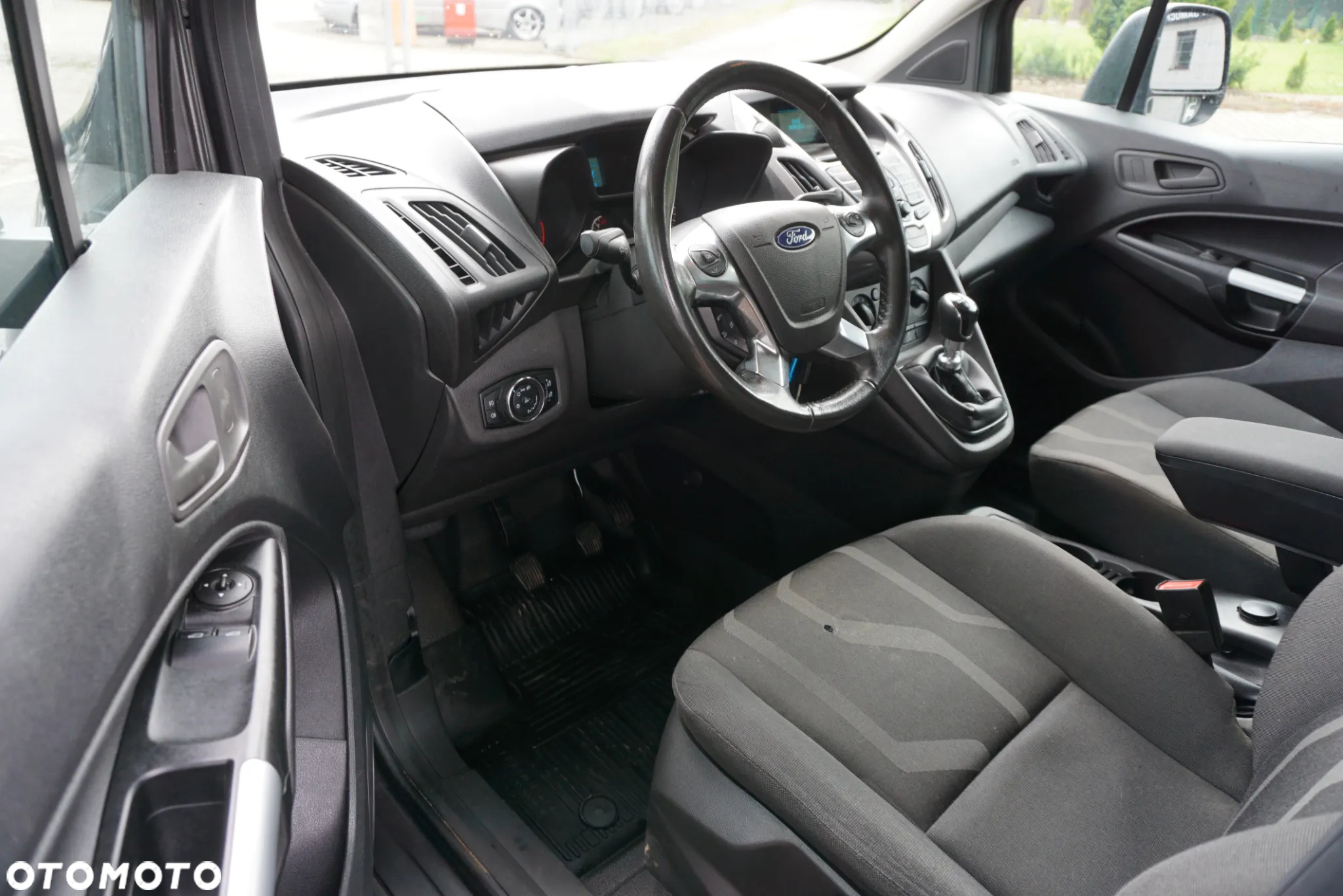 Ford TRANSIT CONNECT LONG - 9