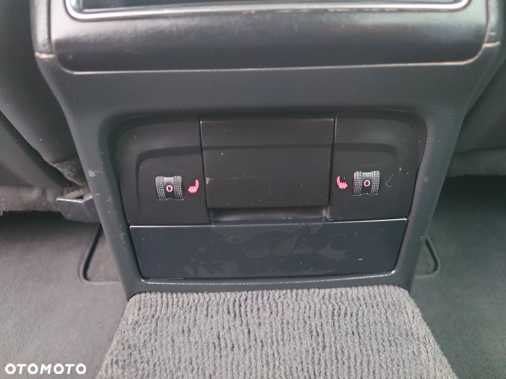 Audi A4 Avant 2.0 TDI ultra DPF Ambiente - 11