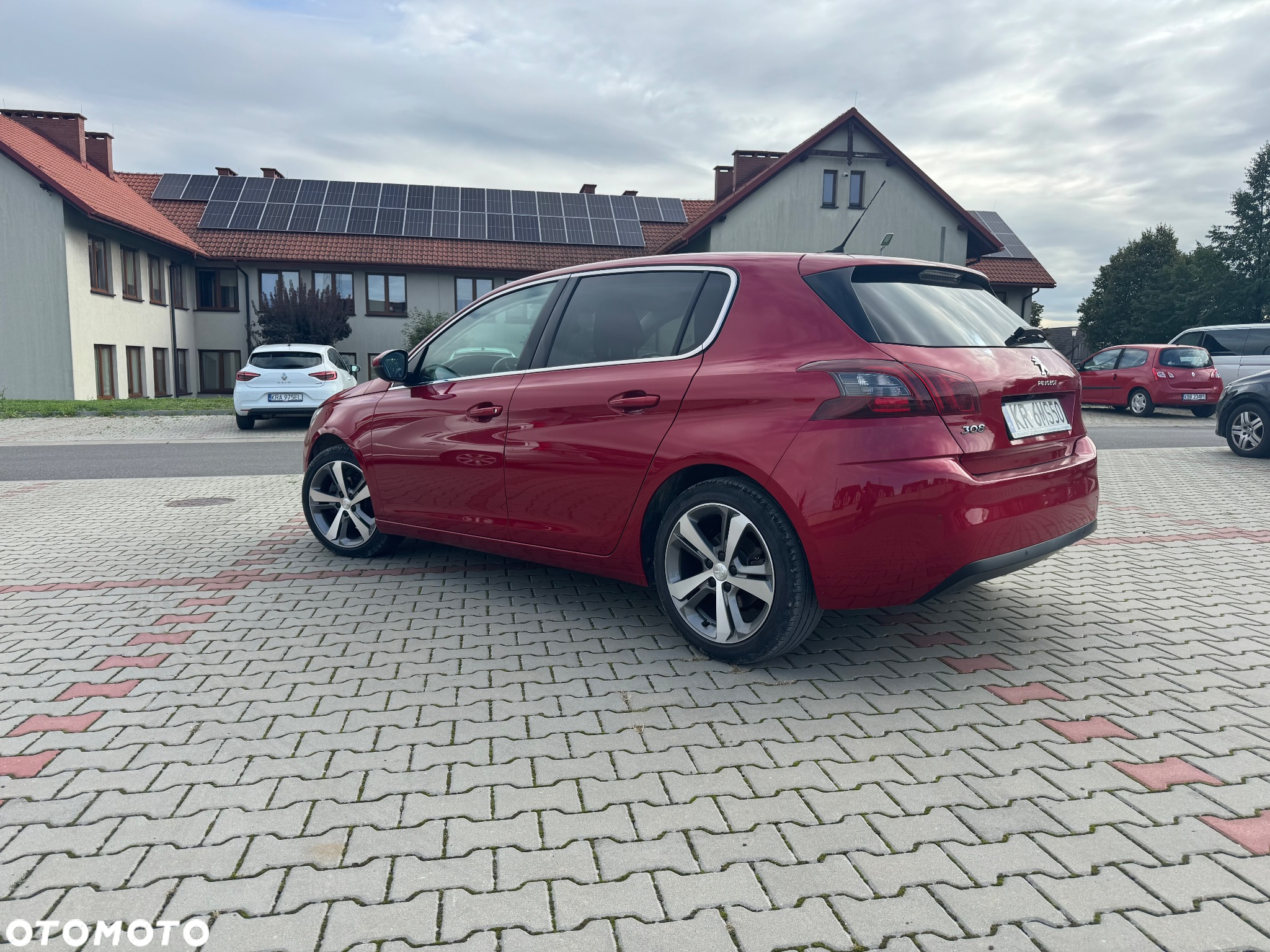 Peugeot 308 1.5 BlueHDi Allure S&S - 4