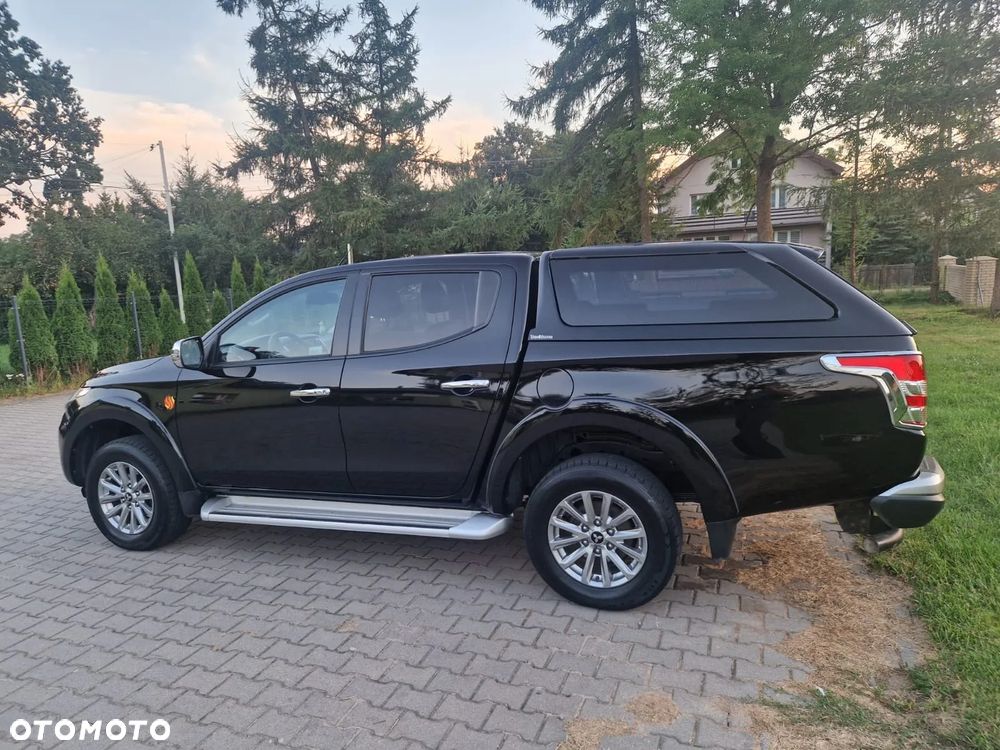 Mitsubishi L200 2.4 d DC Instyle Premiere Edition - 8