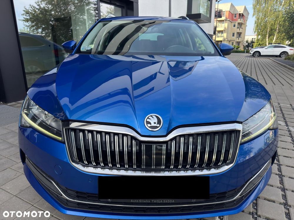 Skoda Superb 2.0 TDI SCR Style DSG - 2