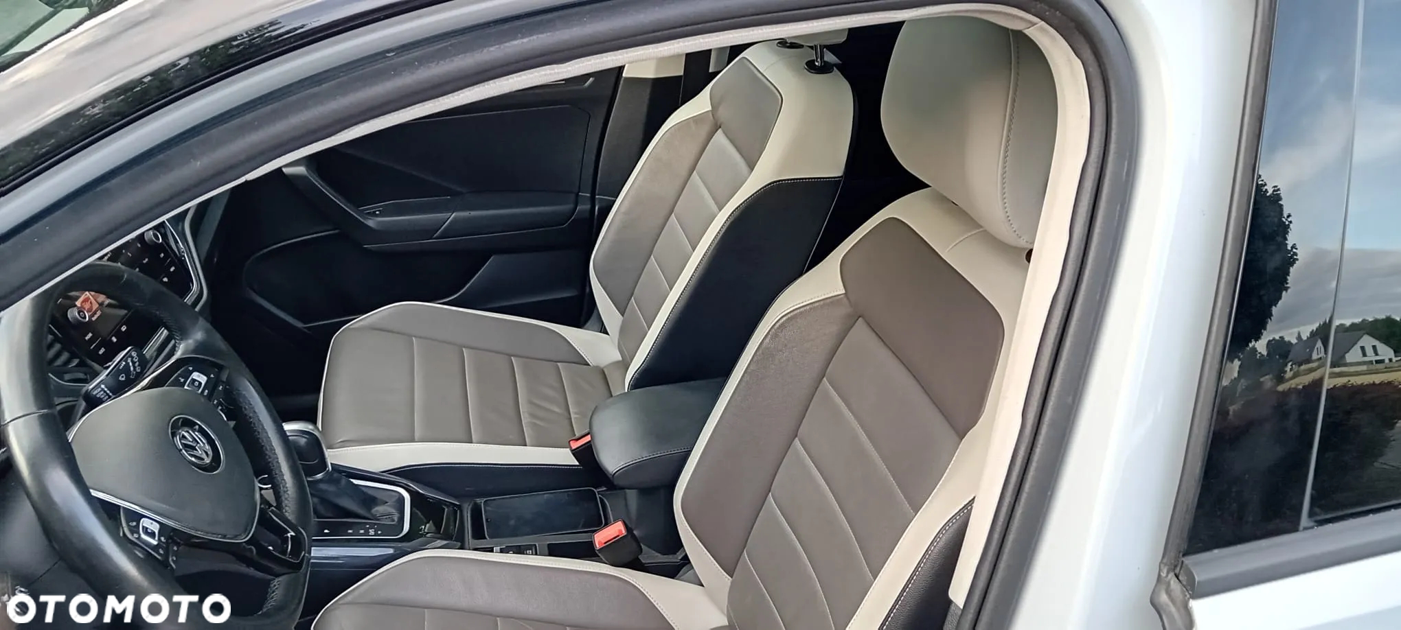 Volkswagen T-Roc 1.5 TSI GPF ACT Premium DSG - 15