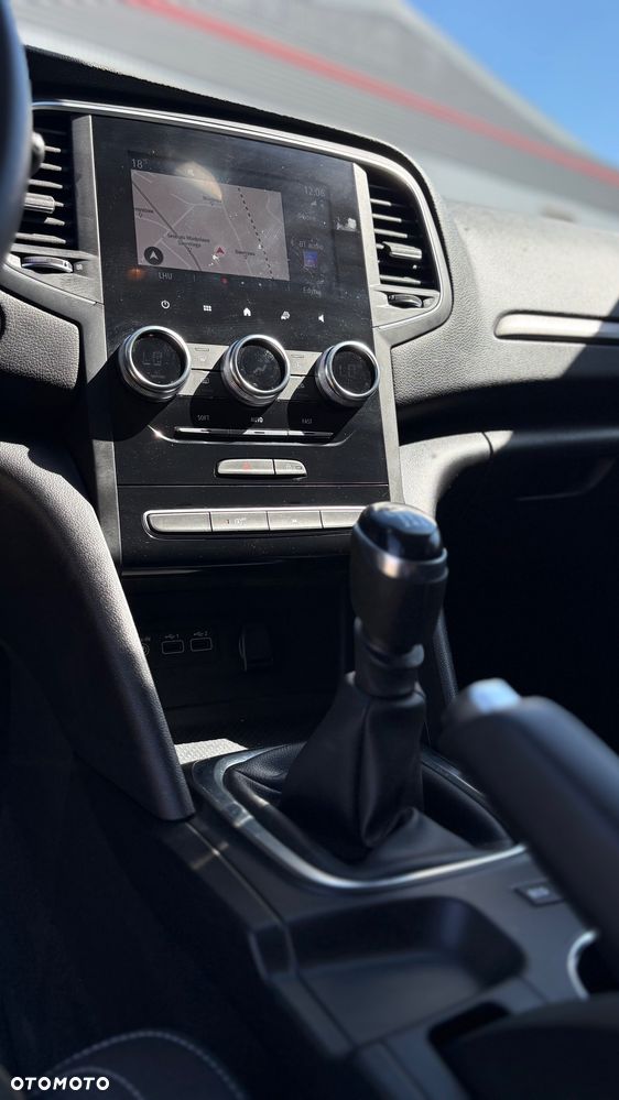 Renault Megane 1.0 TCe Zen - 17