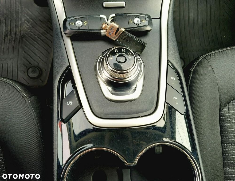 Ford Galaxy - 9