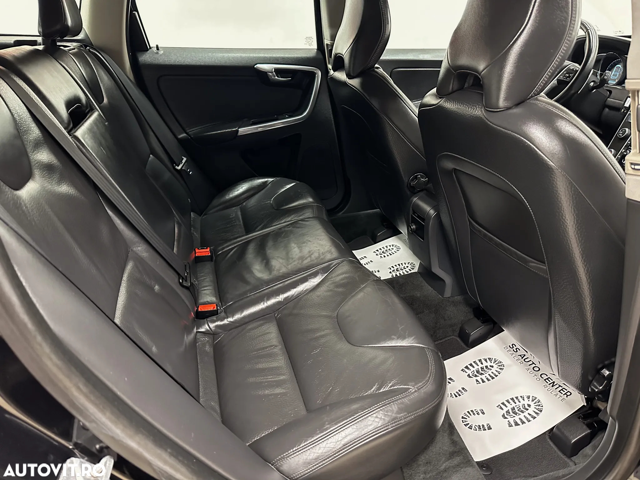 Volvo XC 60 2.4D AWD Aut. Summum - 15