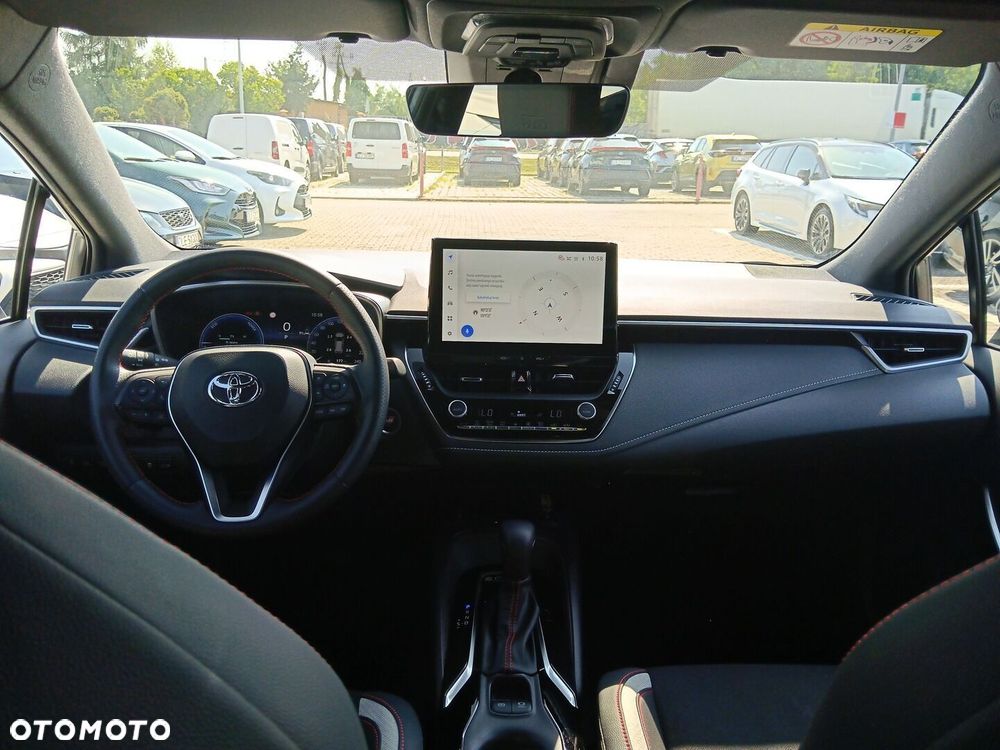 Toyota Corolla - 12