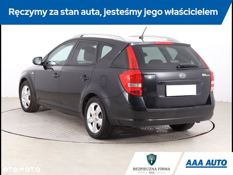Kia Ceed - 5