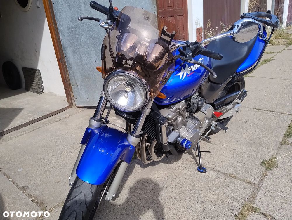 Honda Hornet - 22