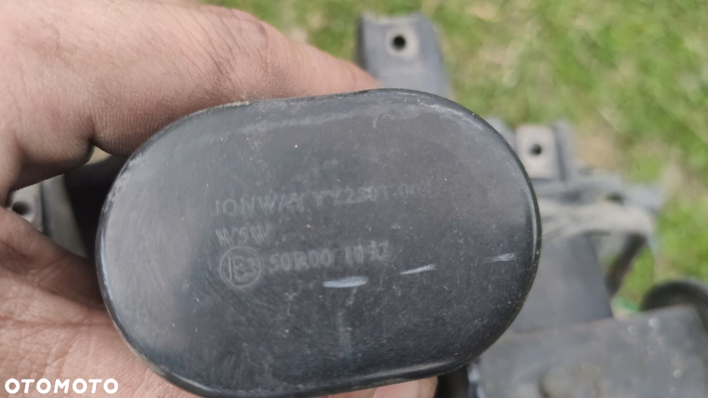 OSŁONA MOCOWANIE TABLICY JONWAY 125 250 APPOLLO - 2