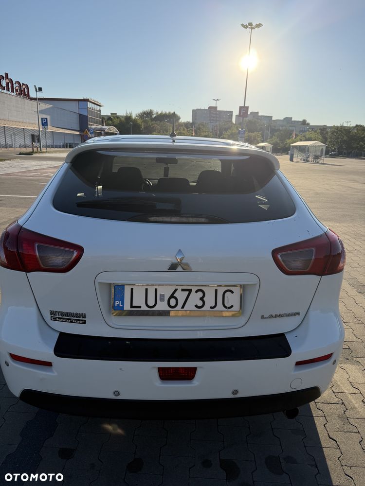 Mitsubishi Lancer 1.6 Invite - 7