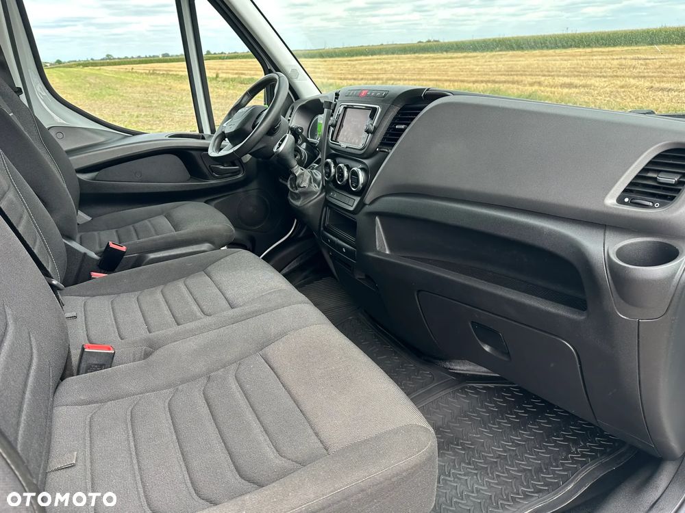 Iveco Daily - 12
