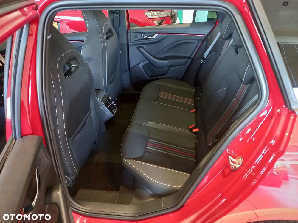 Skoda Kamiq 1.5 TSI Monte Carlo DSG - 6