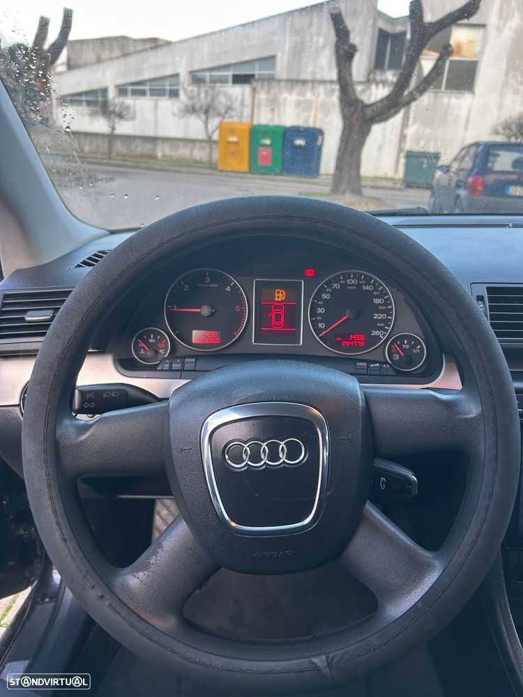 Audi A4 Avant 2.0 TDI DPF - 5