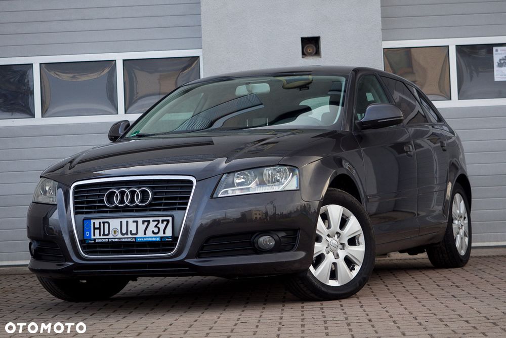 Audi A3 Sportback 1.6 Attraction - 4