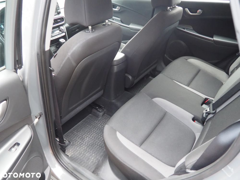 Hyundai Kona - 8