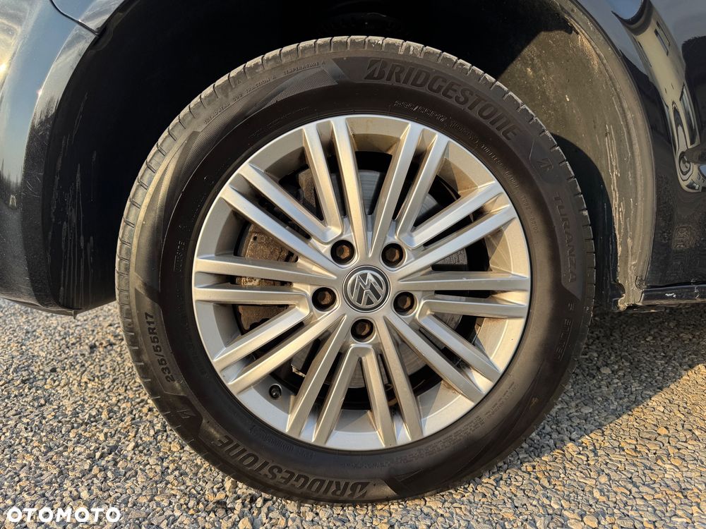 Volkswagen Caravelle - 30
