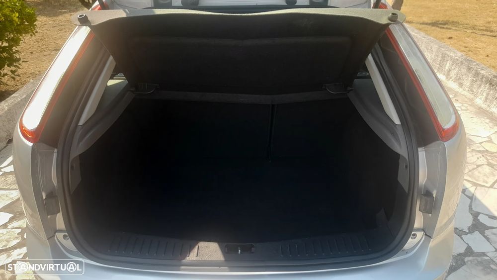 Ford Focus 1.6 TDCi Trend - 29