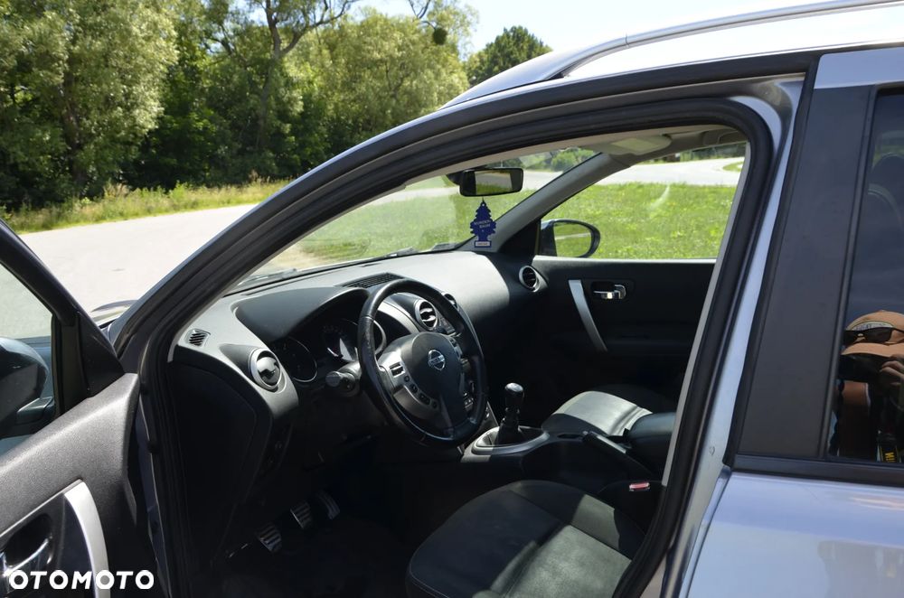 Nissan Qashqai - 11