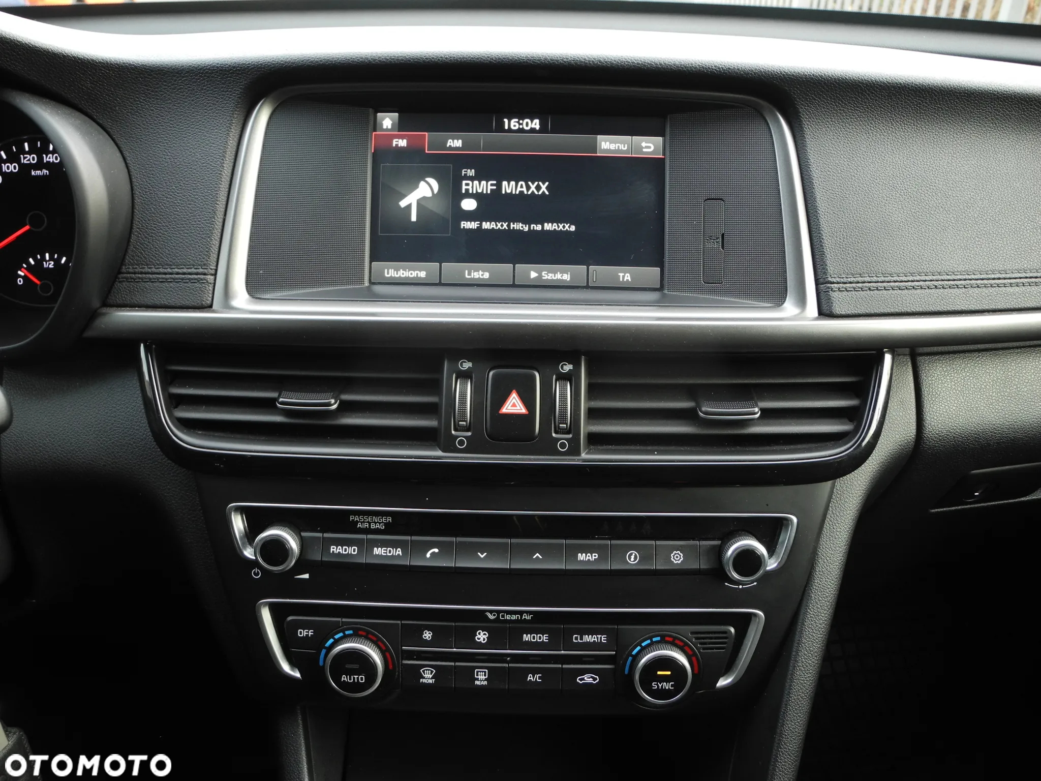 Kia Optima - 12