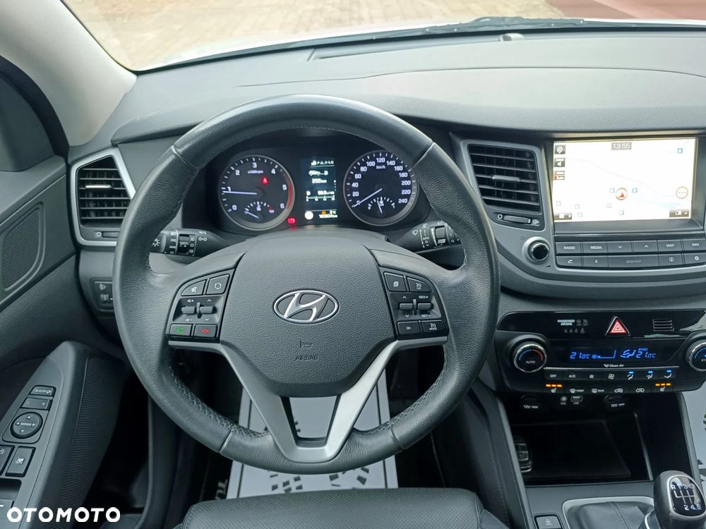 Hyundai Tucson 1.7 CRDI BlueDrive GO 2WD - 29