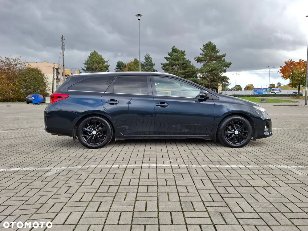 Toyota Auris 2.0 D-4D Prestige - 9