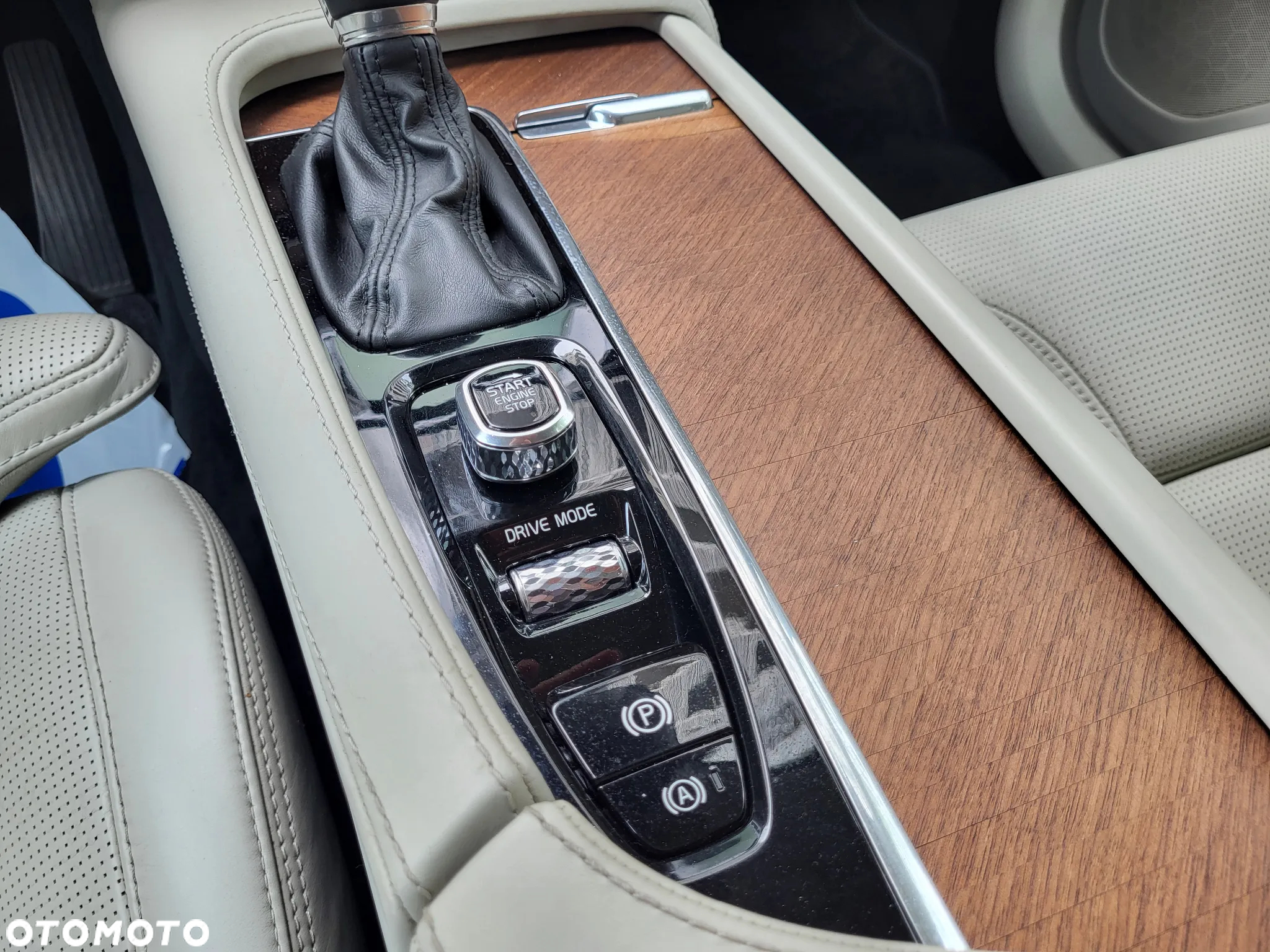 Volvo XC 90 D5 AWD Inscription 7os - 17