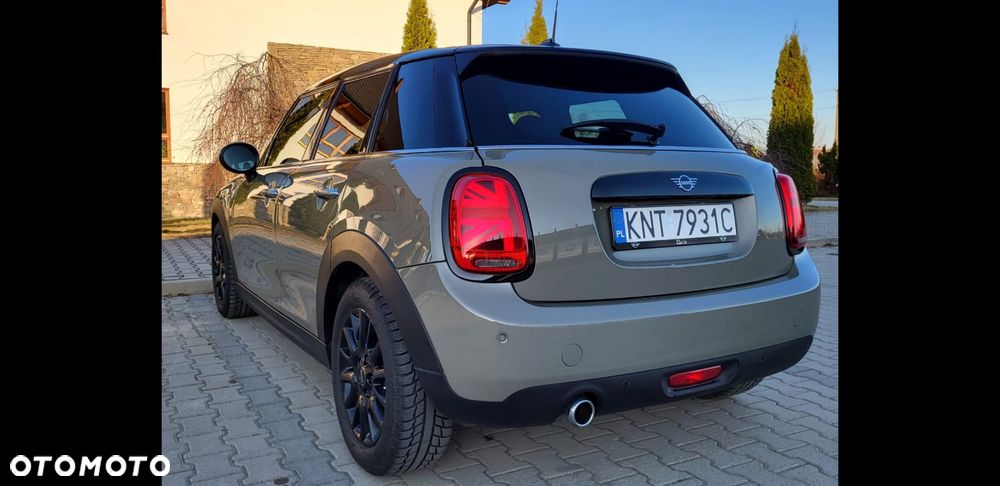 MINI Cooper Standard - 10