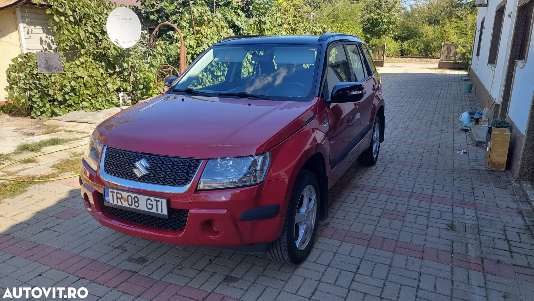 Suzuki Grand Vitara 1.9 DDiS Comfort DPF - 4
