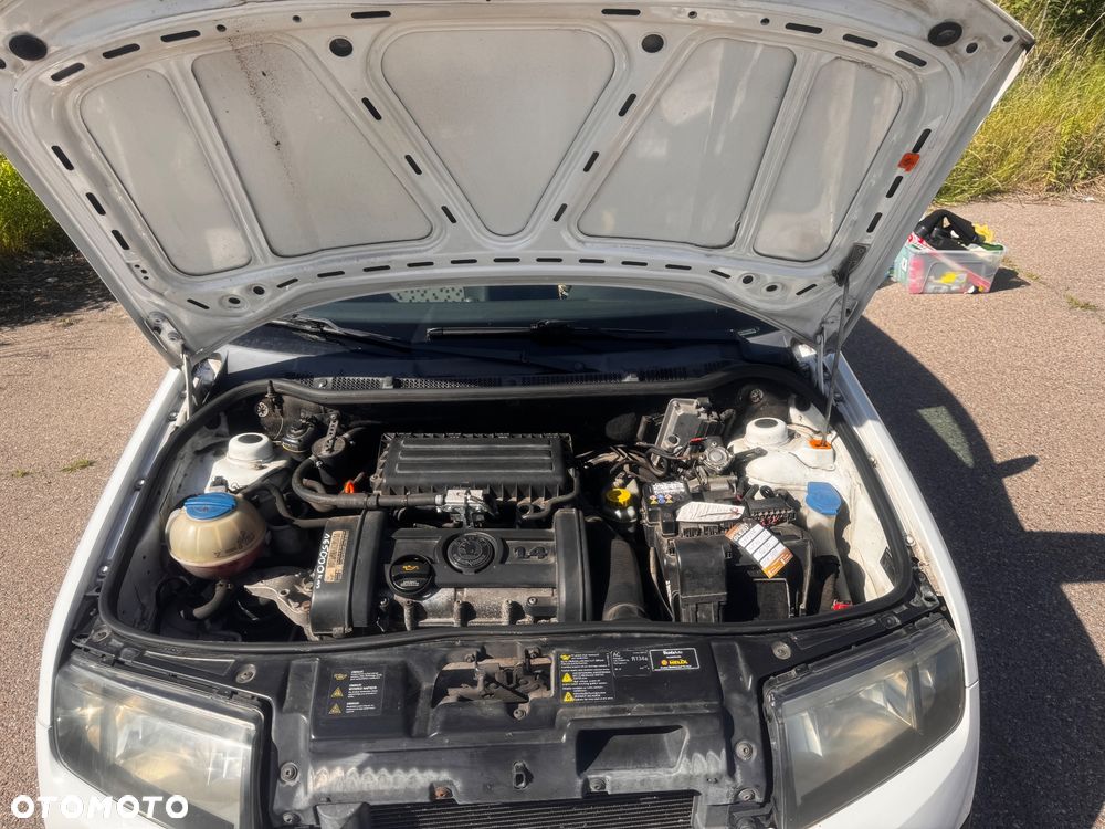 Skoda Fabia 1.4 16V Active - 17