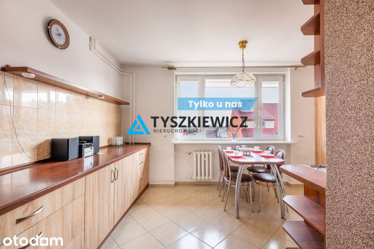Atrakcyjne mieszkanie z dużą kuchnią oraz garażem!