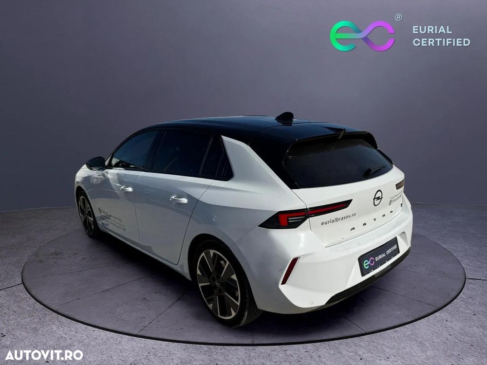 Opel Astra 54 kWh GS - 4