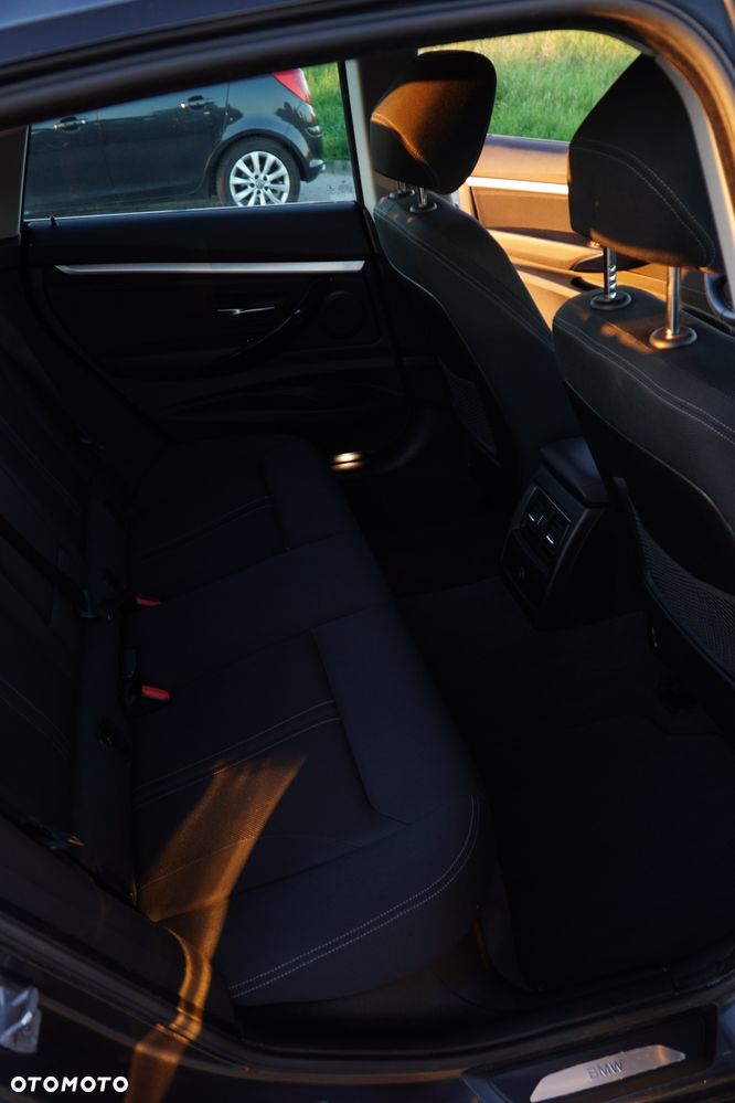 BMW 3GT 318d Sport Line - 4