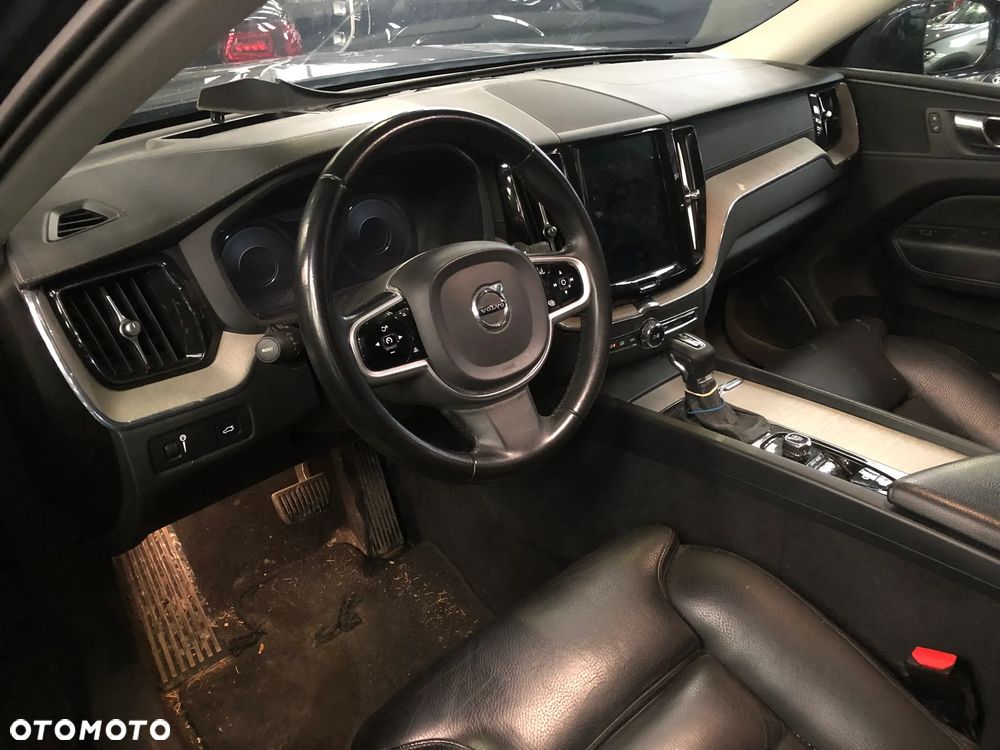 Volvo XC 60 D4 Inscription - 6