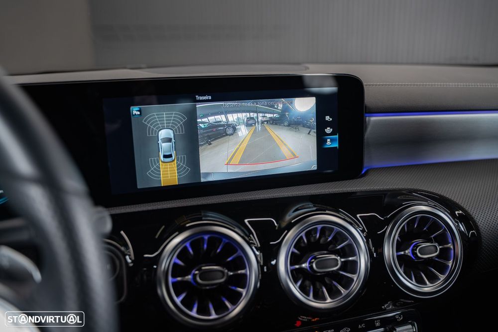 Mercedes-Benz A 250 Limousine e 8G-DCT - 24