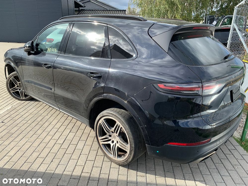 Porsche Cayenne Tiptronic S - 2