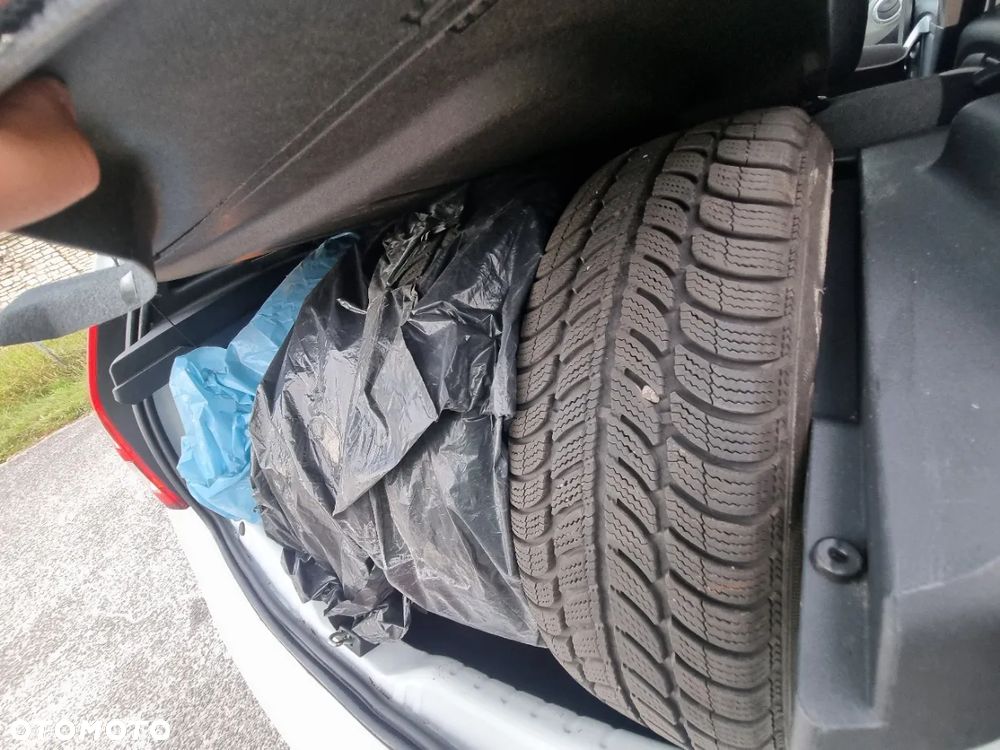 Dacia Sandero 1.2 16V Access - 8