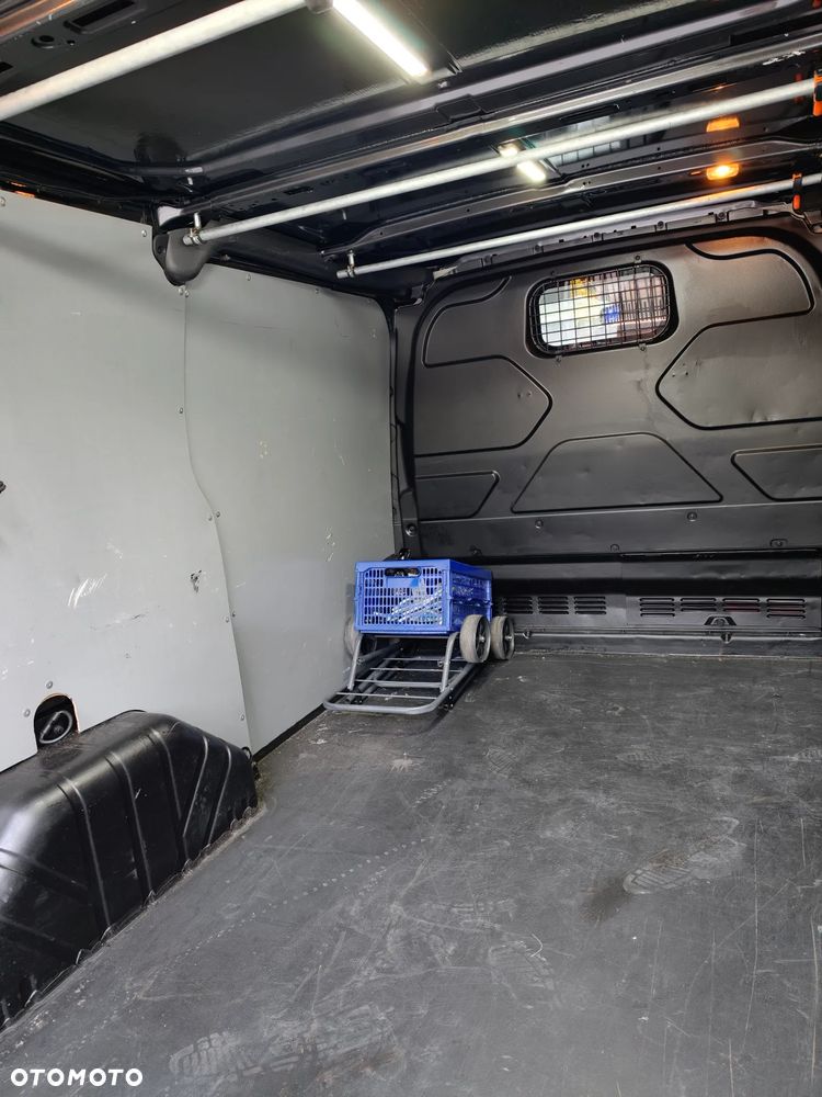 Ford Transit Custom - 21
