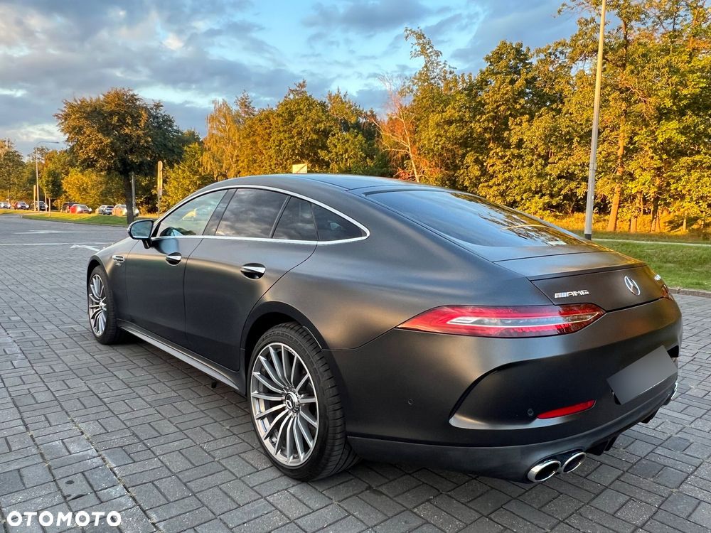 Mercedes-Benz AMG GT 43 4-Matic+ - 36