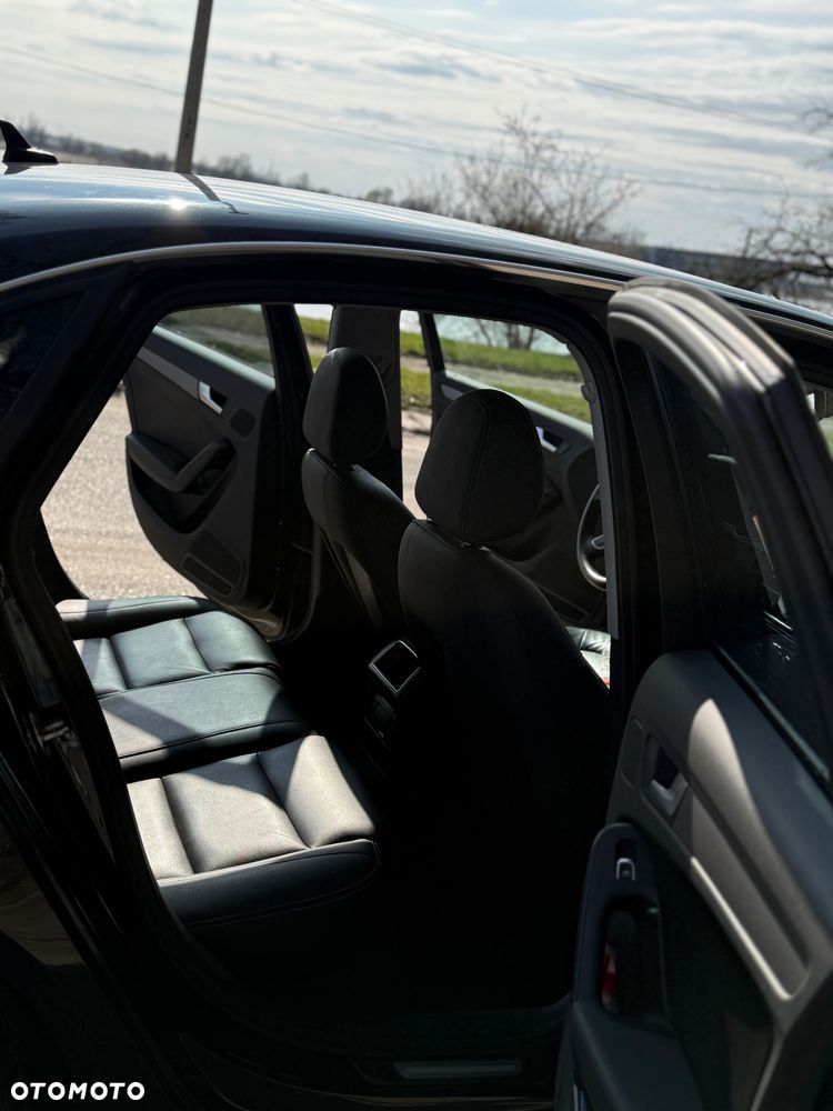 Audi A4 Limousine - 21