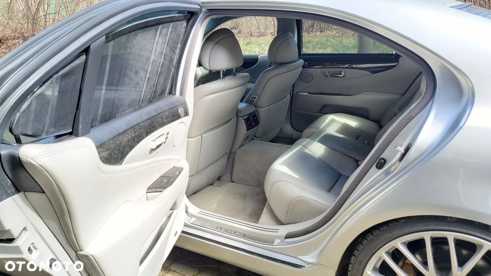 Lexus LS 460 Prestige - 6
