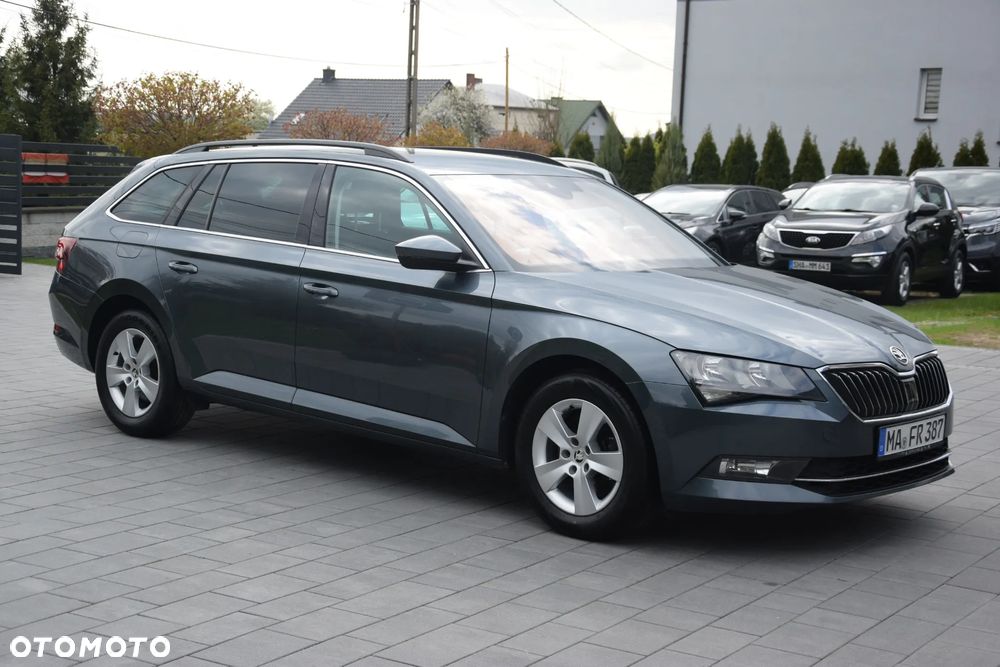 Skoda Superb 2.0 TDI Ambition - 18
