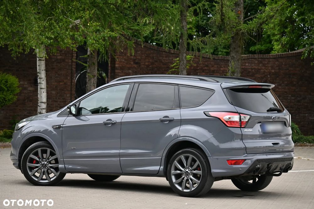 Ford Kuga 2.0 TDCi 4x4 ST-Line - 14