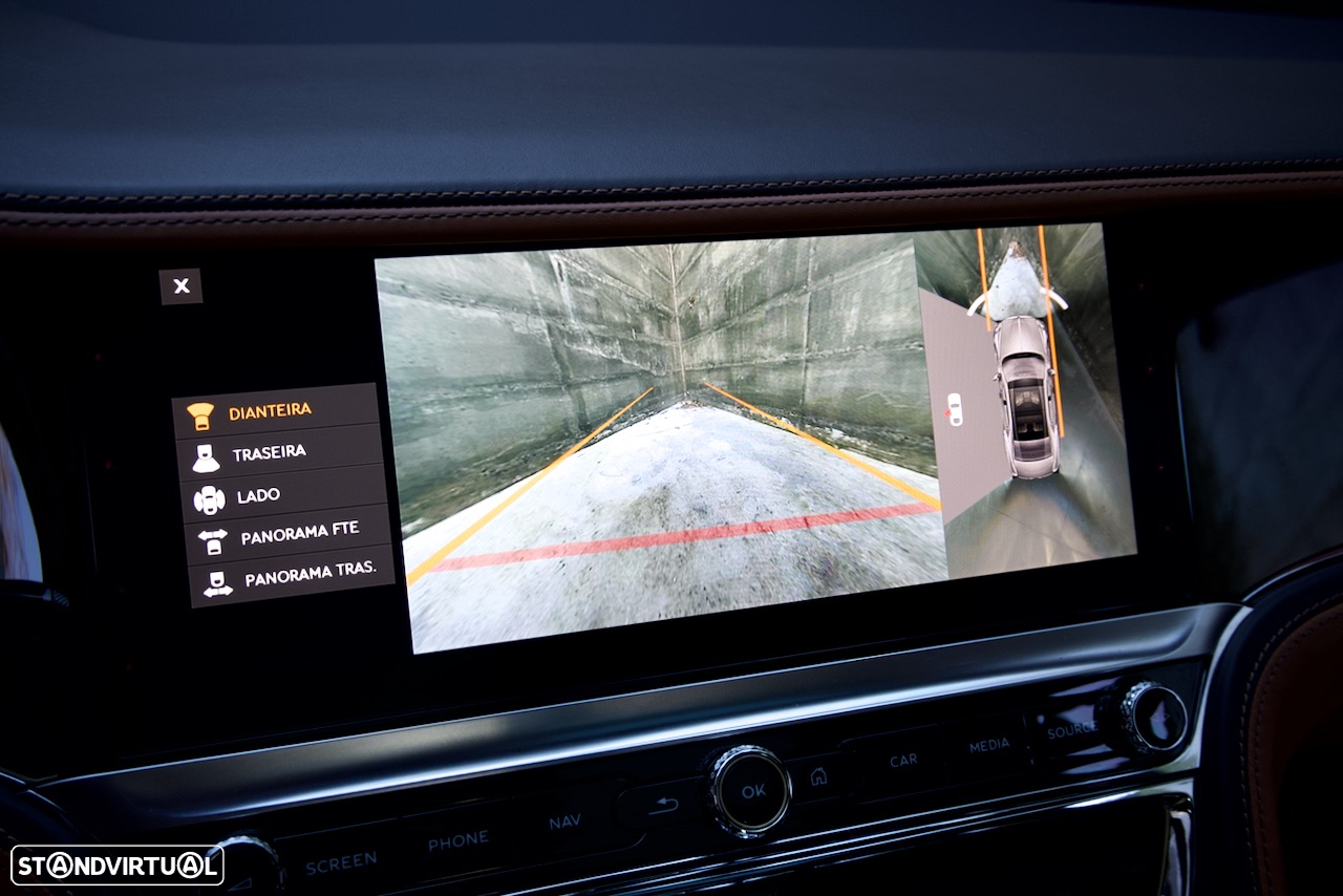 Bentley Flying Spur Hybrid - 42