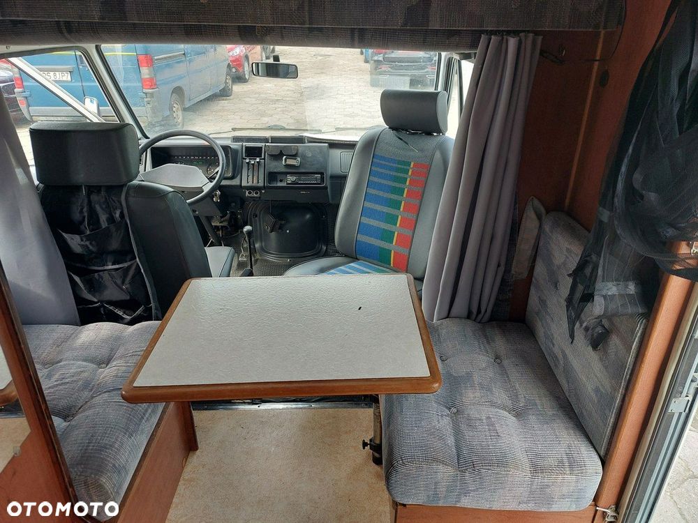 Renault ACAPULCO - 11