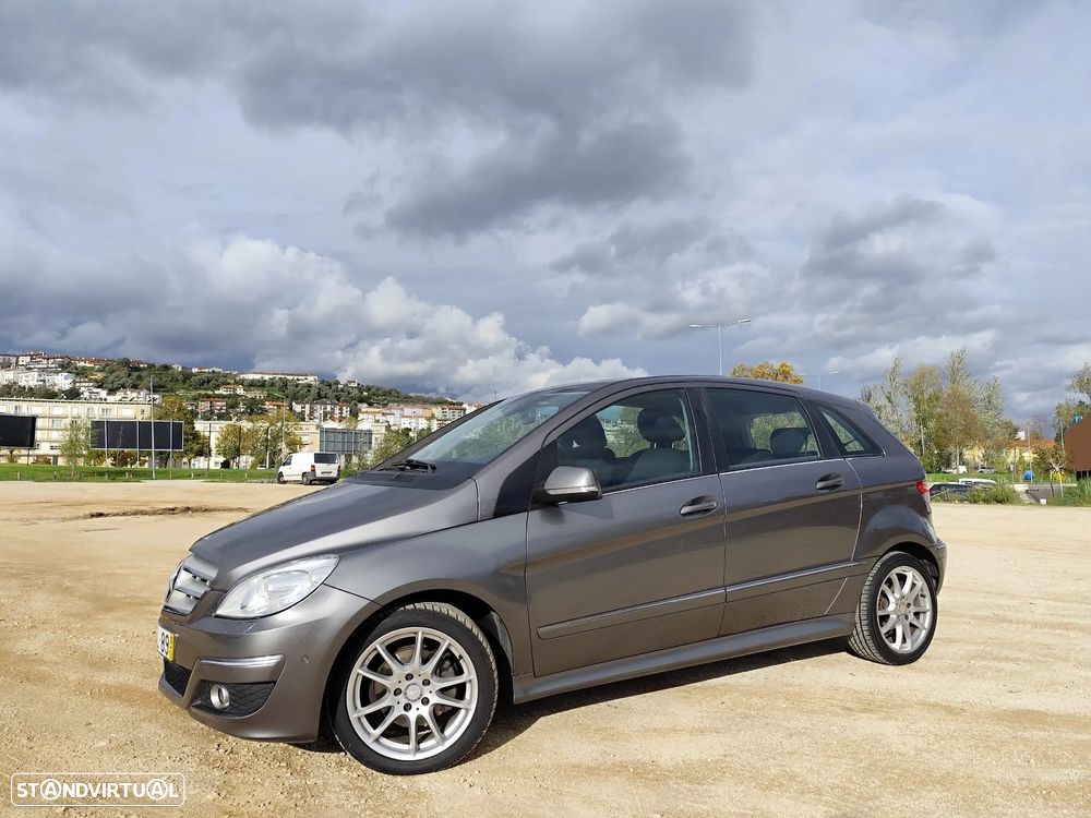 Mercedes-Benz B 200 CDI - 1