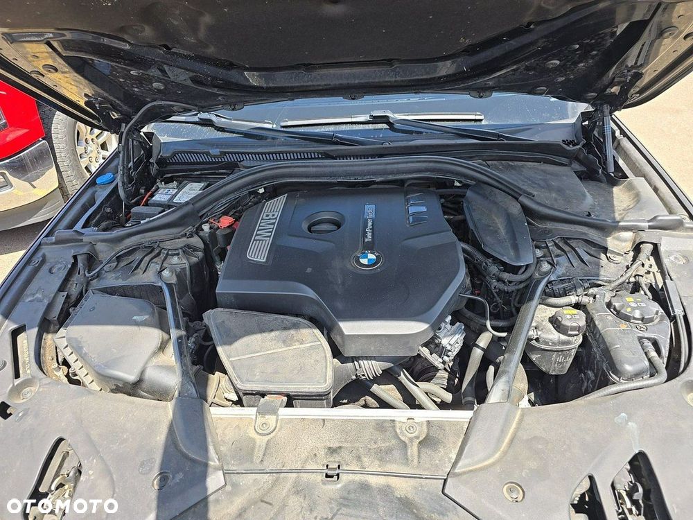 BMW Seria 5 530i xDrive M Sport Edition - 11