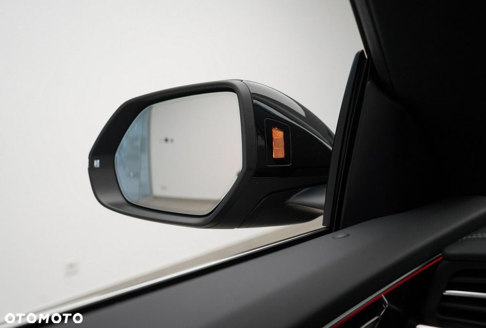 Audi Q8 - 19